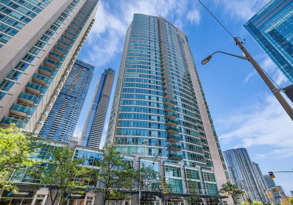 397-front-street-w-toronto-ontario-c13425400