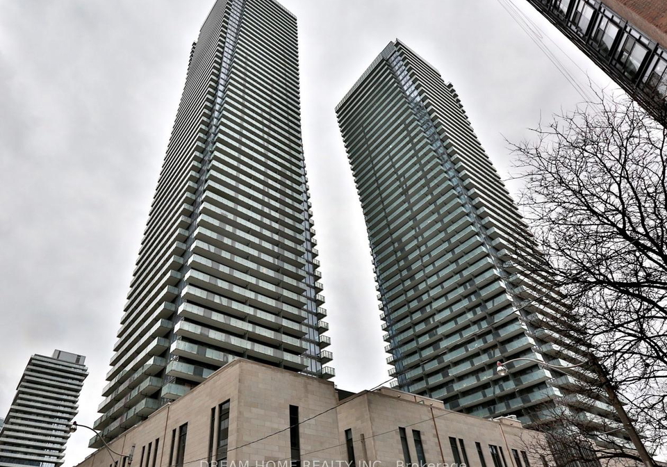 65-st-mary-street-toronto-ontario-c13425488