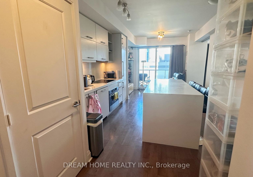 65-st-mary-street-toronto-ontario-c13425488
