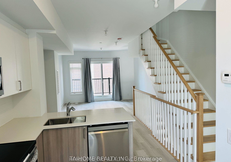 64a-tisdale-avenue-north-york-ontario-c13425556