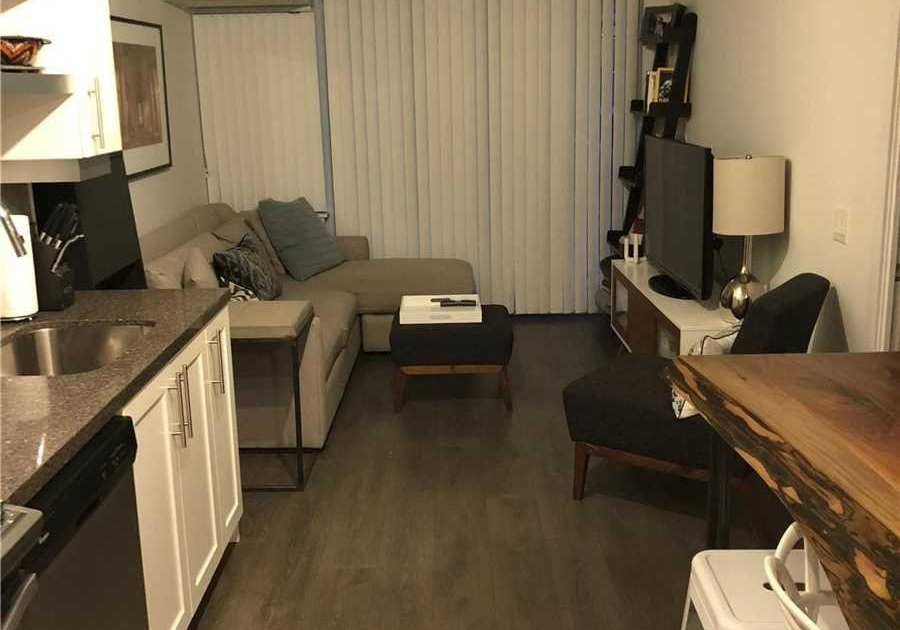 525-adelaide-street-w-toronto-ontario-c13425576