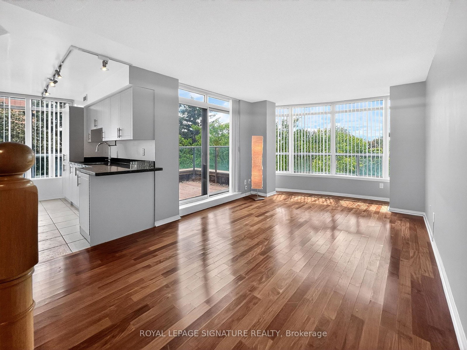 233-beecroft-road-toronto-ontario-c13425588