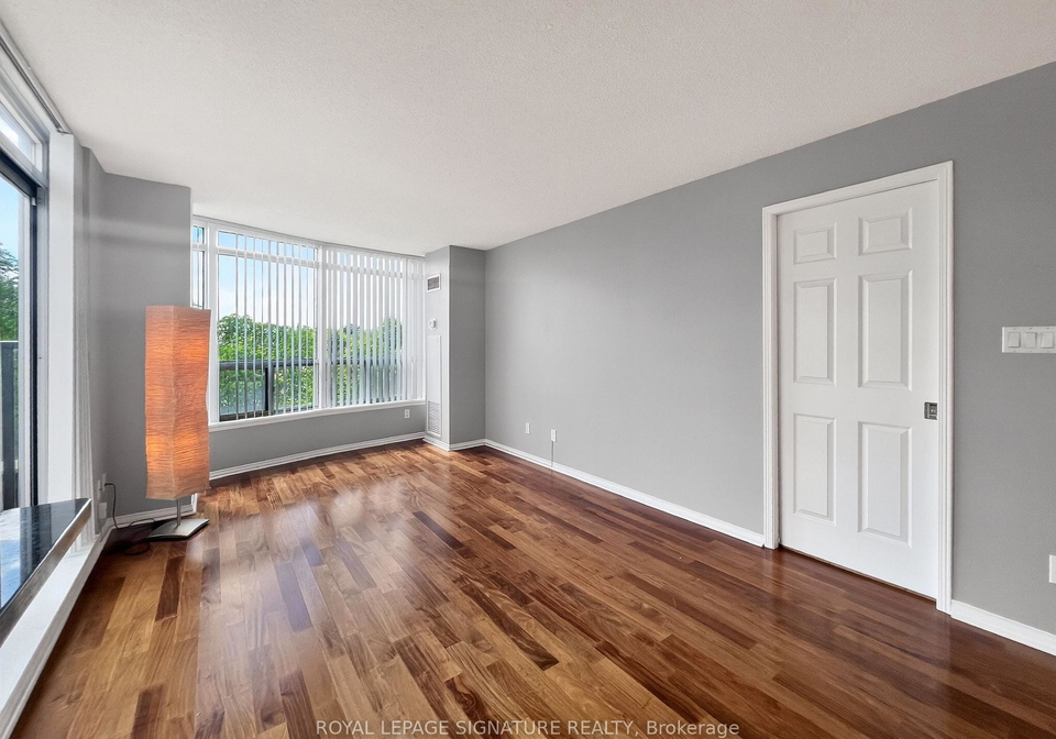 233-beecroft-road-toronto-ontario-c13425588