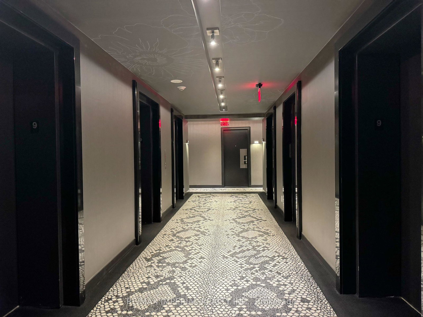 1080-bay-street-toronto-ontario-c13425694