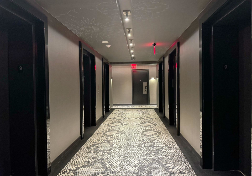 1080-bay-street-toronto-ontario-c13425694