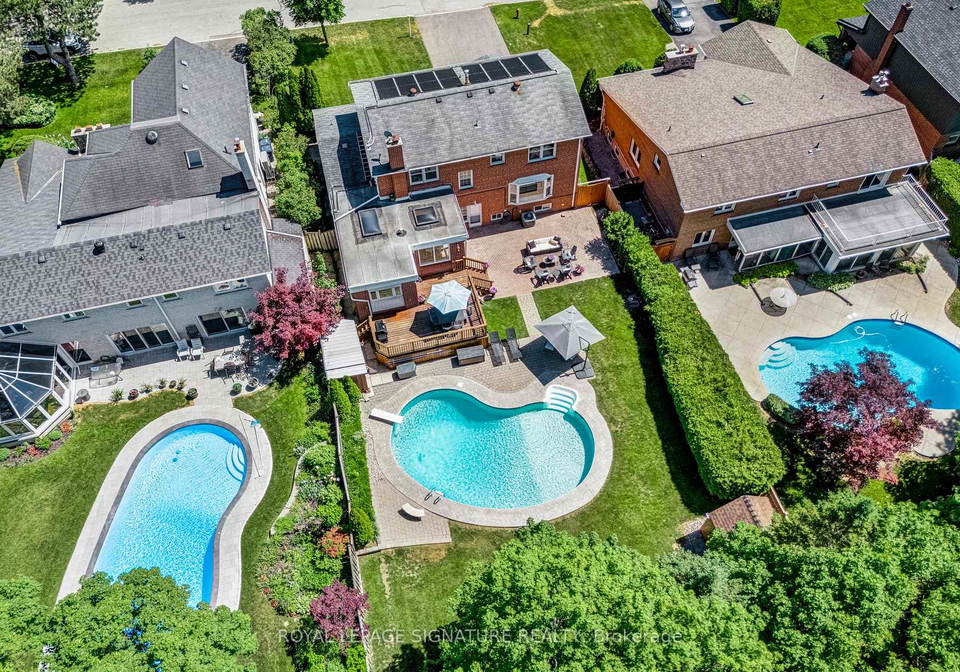 14-manorpark-court-north-york-ontario-c13425728