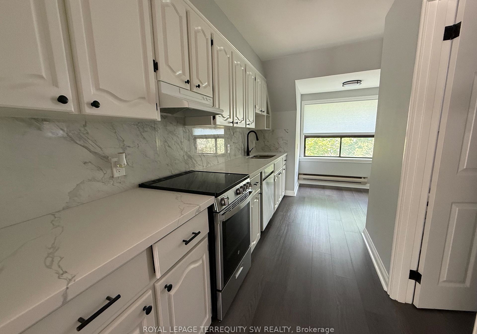 29-winchester-street-toronto-ontario-c13425998