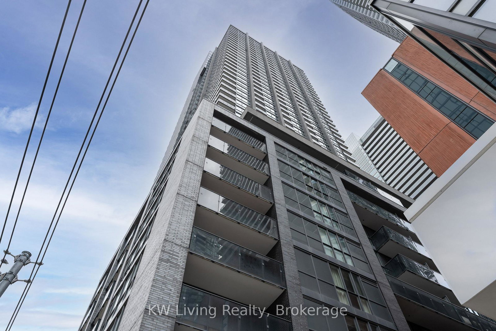 295-adelaide-street-w-toronto-ontario-c13426234
