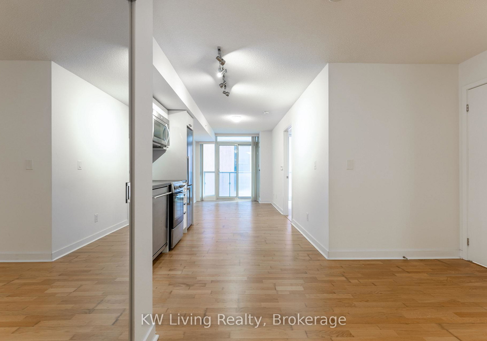 295-adelaide-street-w-toronto-ontario-c13426234