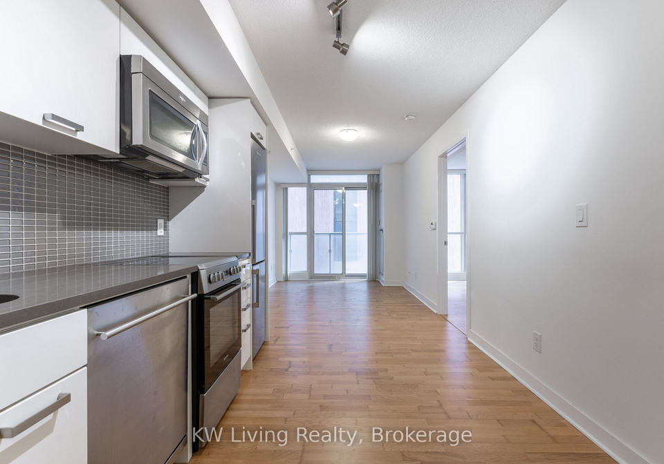 295-adelaide-street-w-toronto-ontario-c13426234
