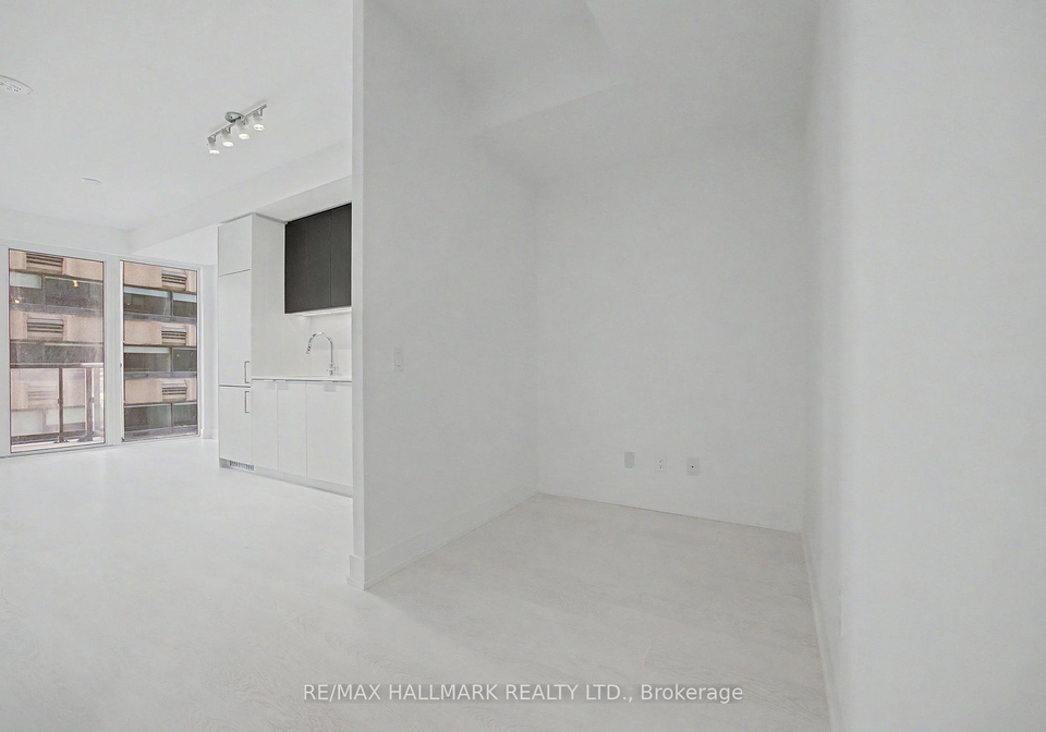 308-jarvis-street-toronto-ontario-c13426408