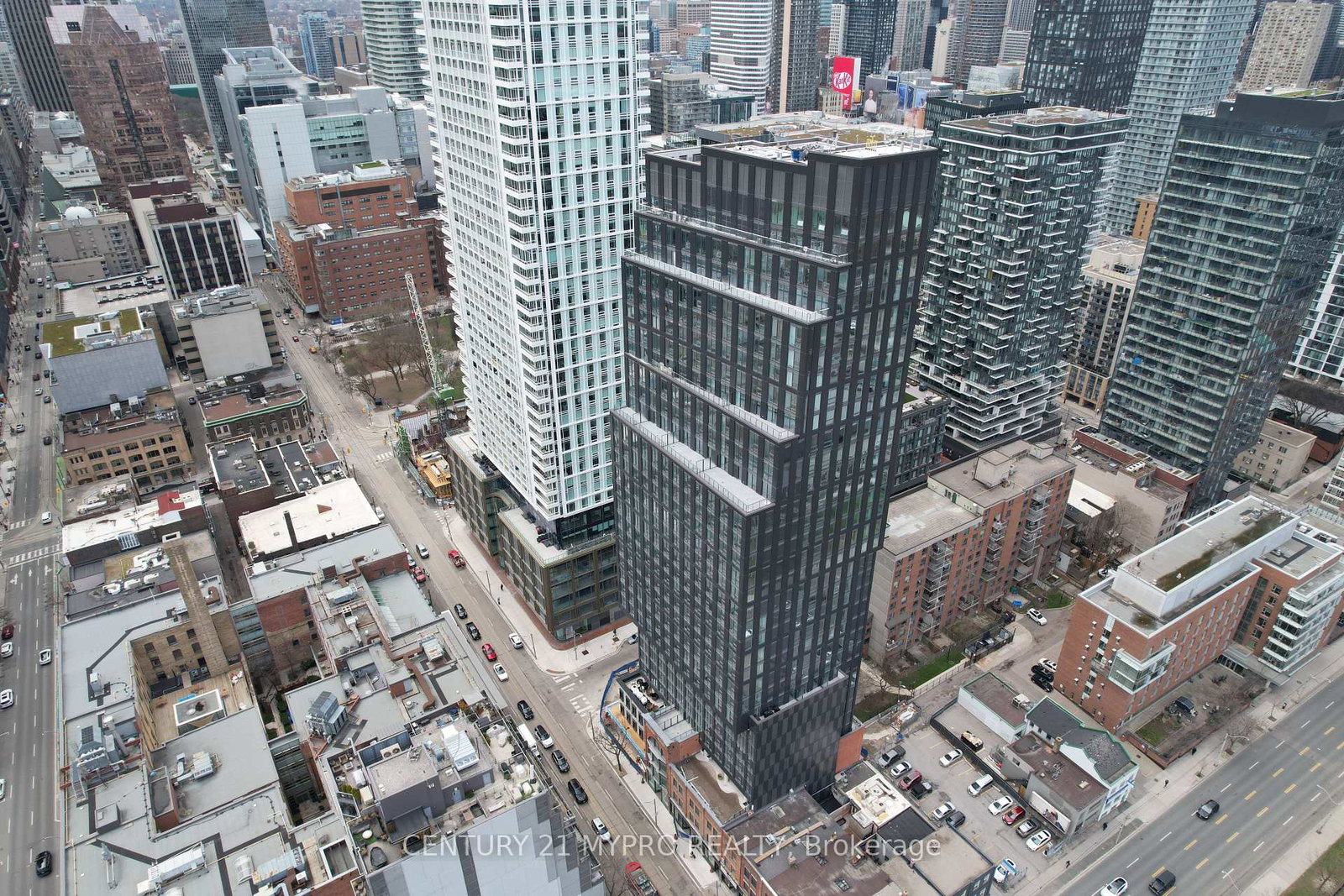 100-queen-street-e-toronto-ontario-c13426432