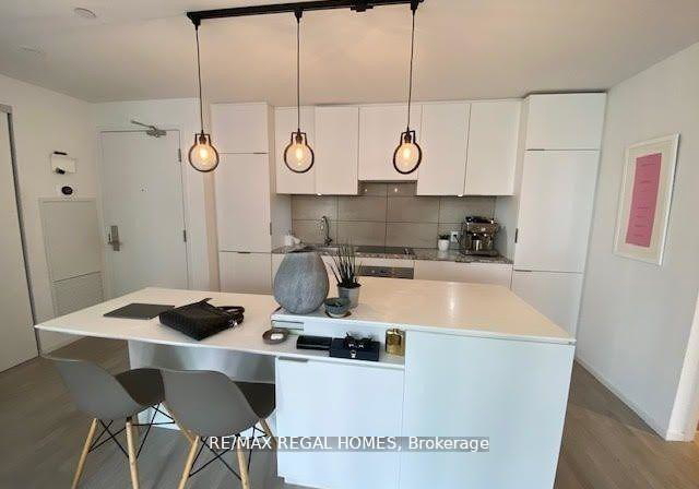 5-st-joseph-street-toronto-ontario-c13426470