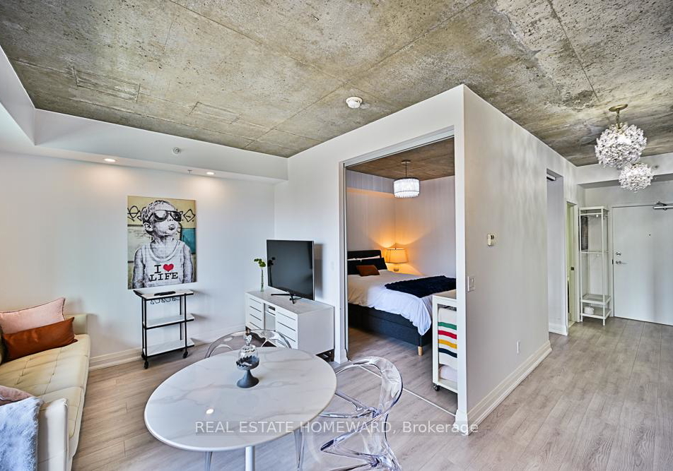 32-camden-street-toronto-ontario-c13426726