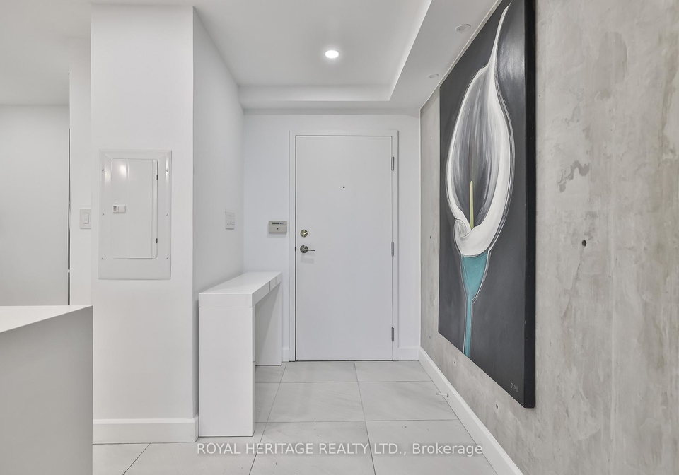 10-torresdale-avenue-toronto-ontario-c13426814