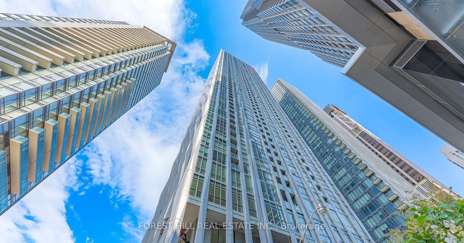 1-yorkville-avenue-toronto-ontario-c13427172