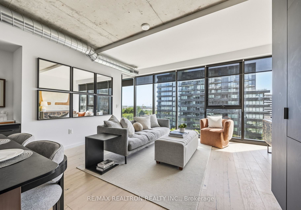 170-bayview-avenue-toronto-ontario-c13427198