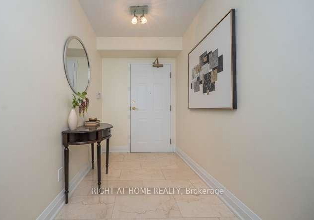 18-concorde-place-north-york-ontario-c13427364