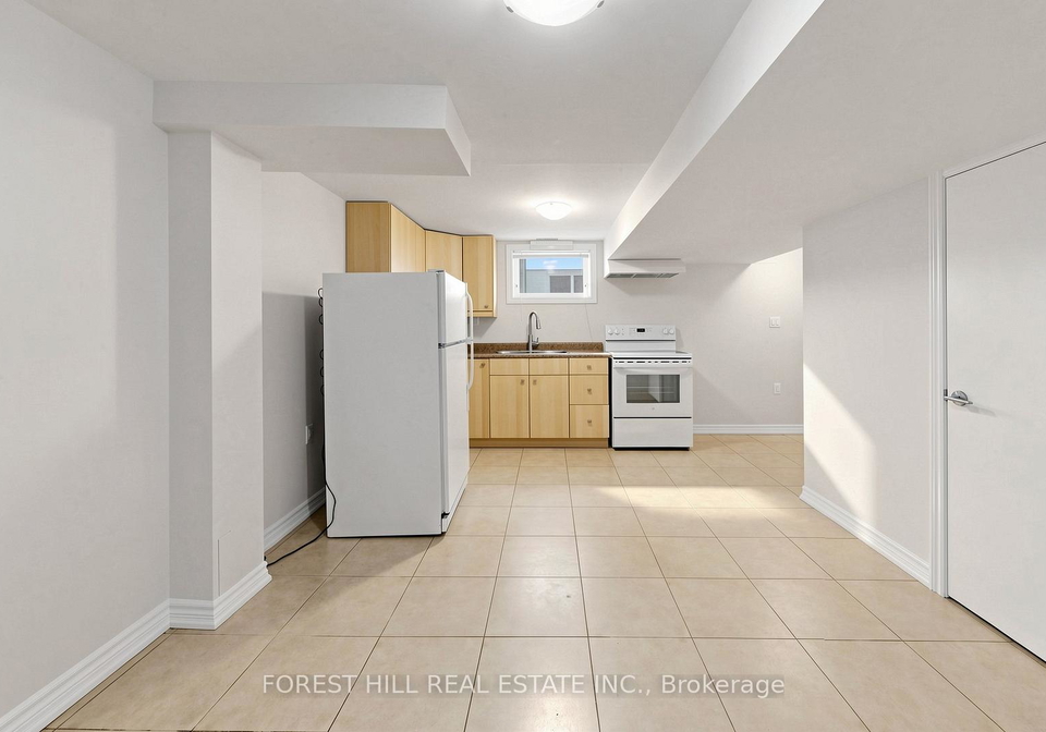 308-hendon-avenue-toronto-ontario-c13427368