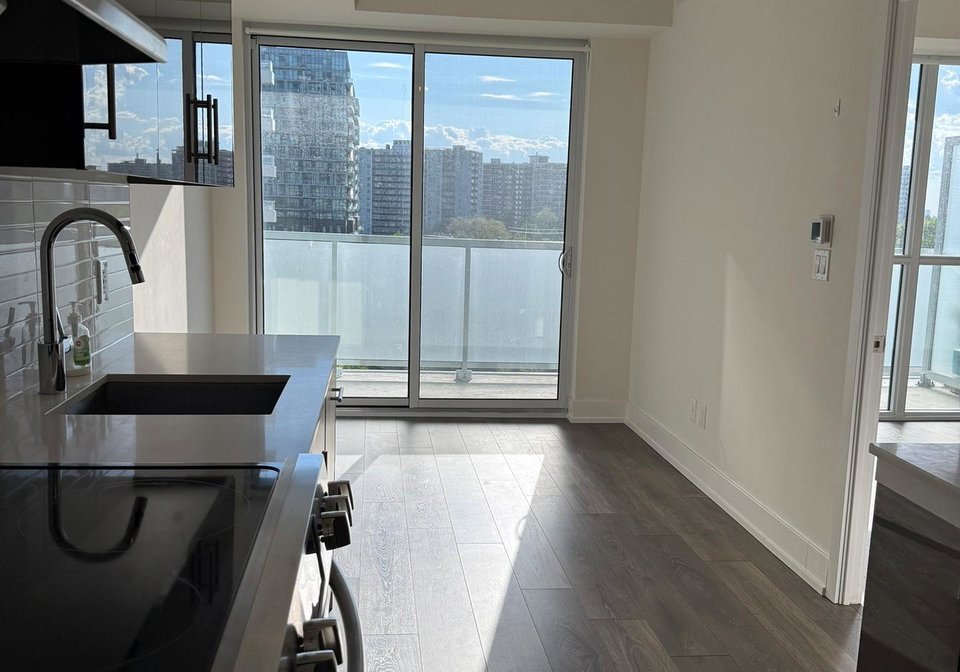 188-fairview-mall-drive-north-york-ontario-c13427382