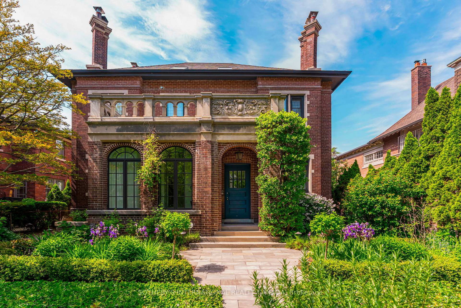 10-mckenzie-avenue-toronto-ontario-c13427448