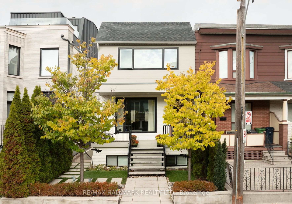 18-foxley-street-toronto-ontario-c13427536