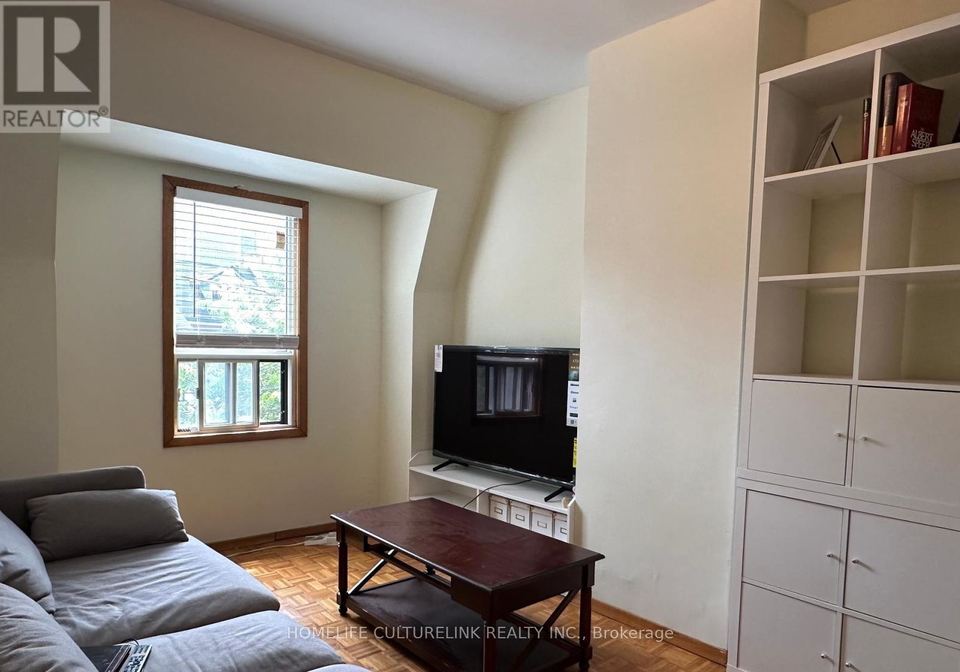 784-adelaide-street-w-toronto-ontario-c13427558