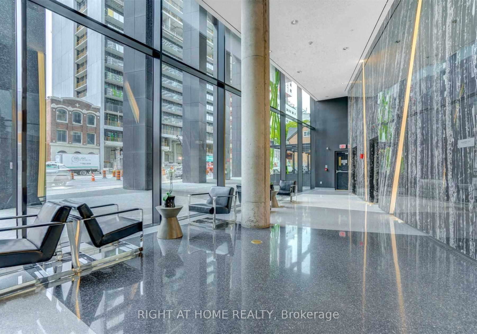 125-peter-street-toronto-ontario-c13427590