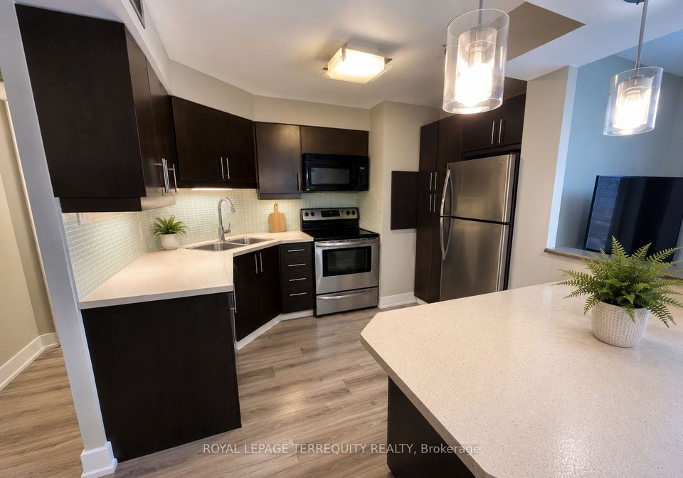 5795-yonge-street-north-york-ontario-c13427640