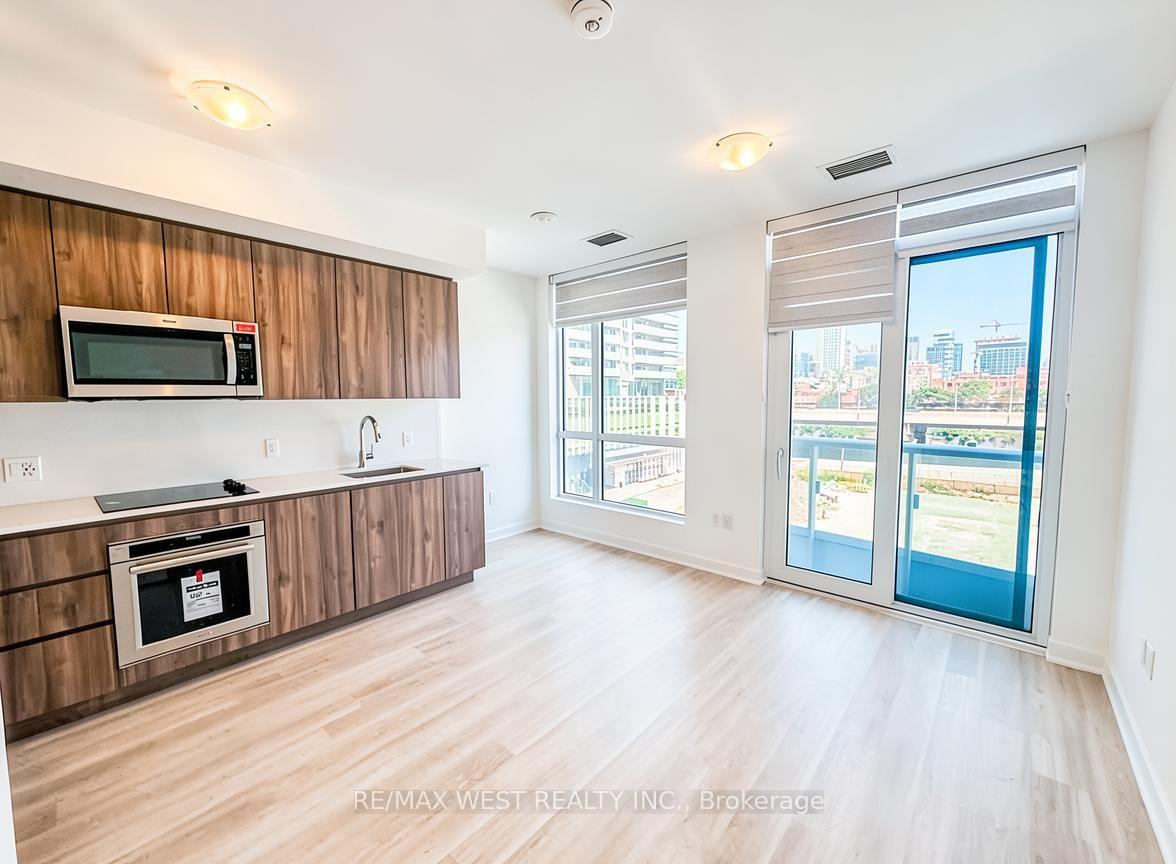 15-richardson-street-toronto-ontario-c13427692