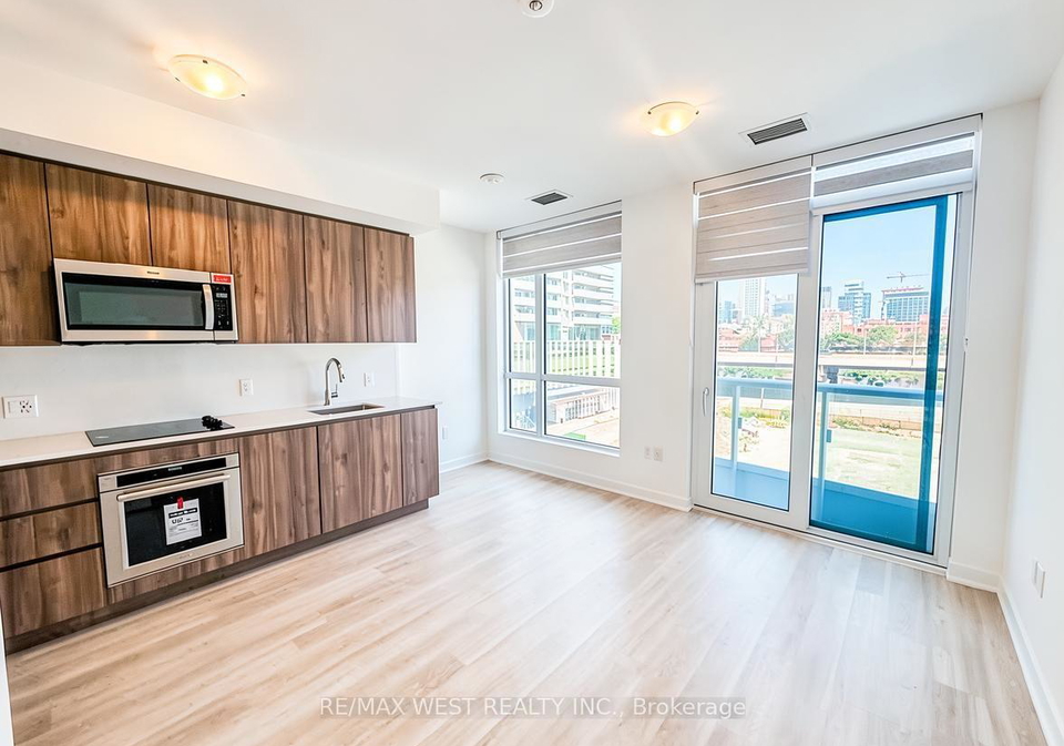 15-richardson-street-toronto-ontario-c13427692