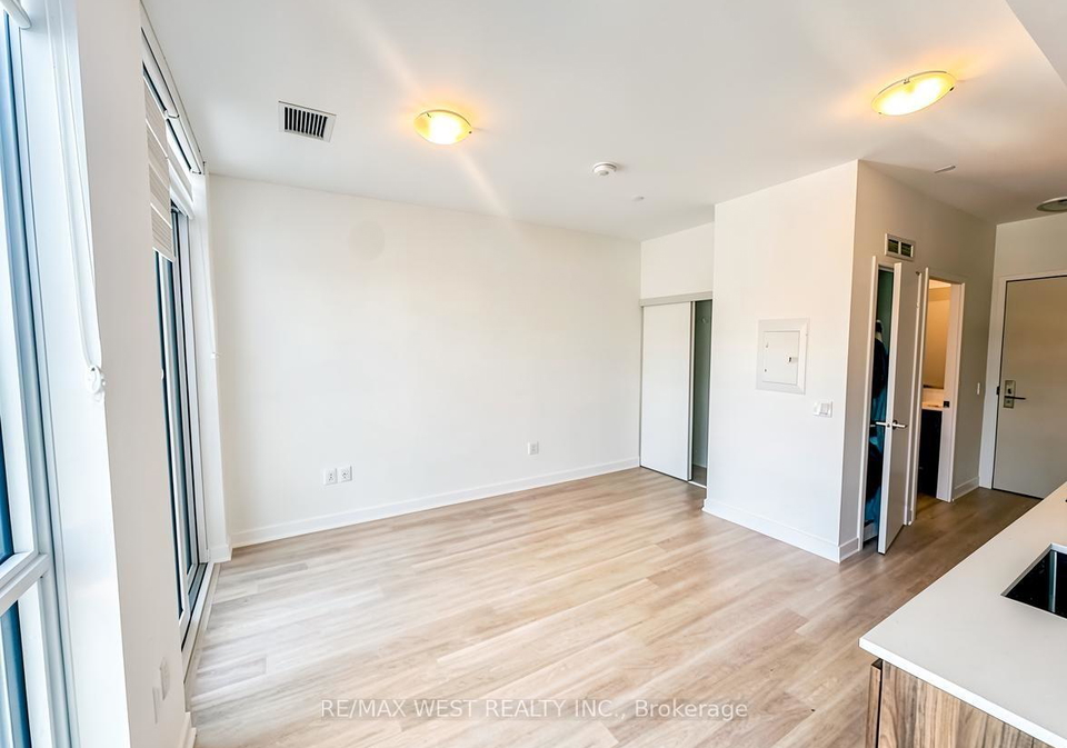 15-richardson-street-toronto-ontario-c13427692