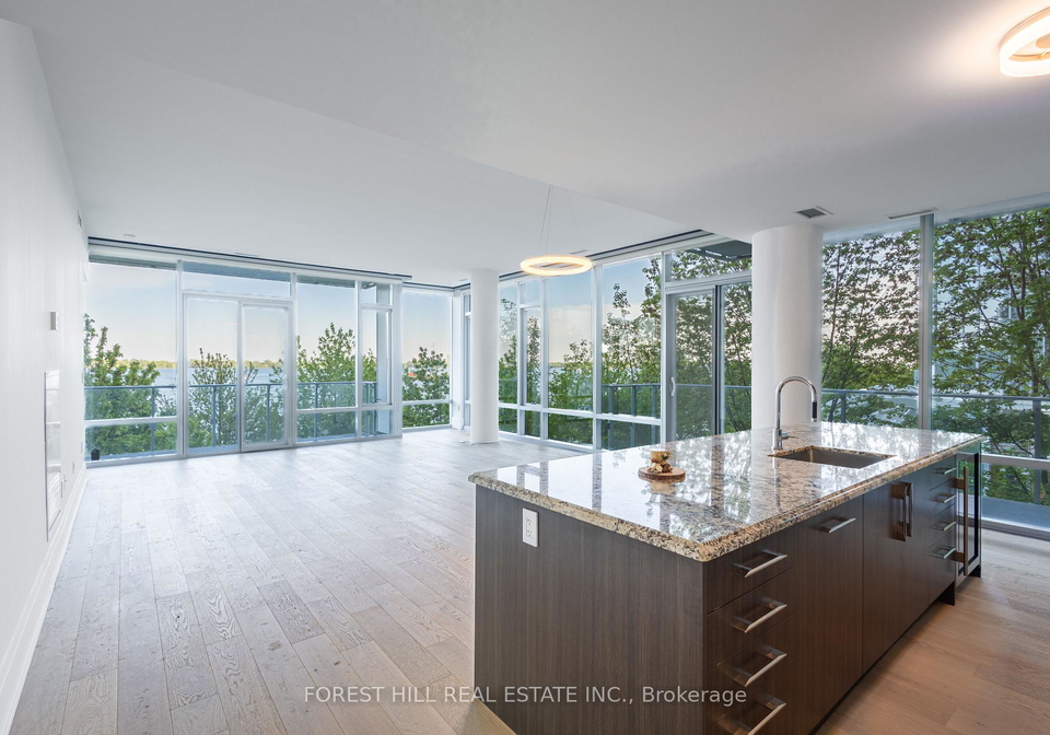 39-queens-quay-e-toronto-ontario-c13427824