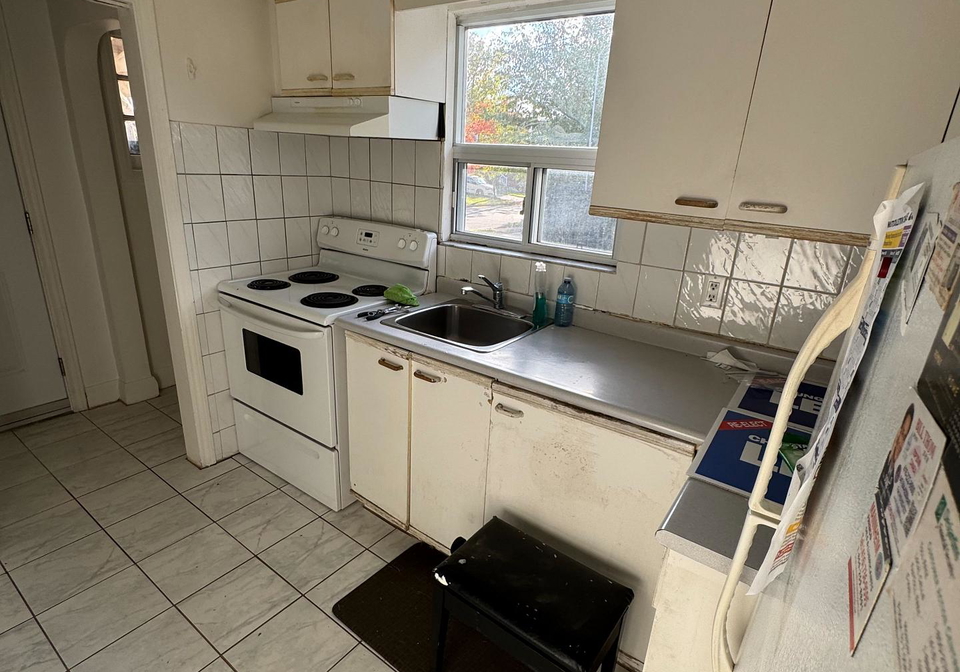32-newton-drive-north-york-ontario-c13427978