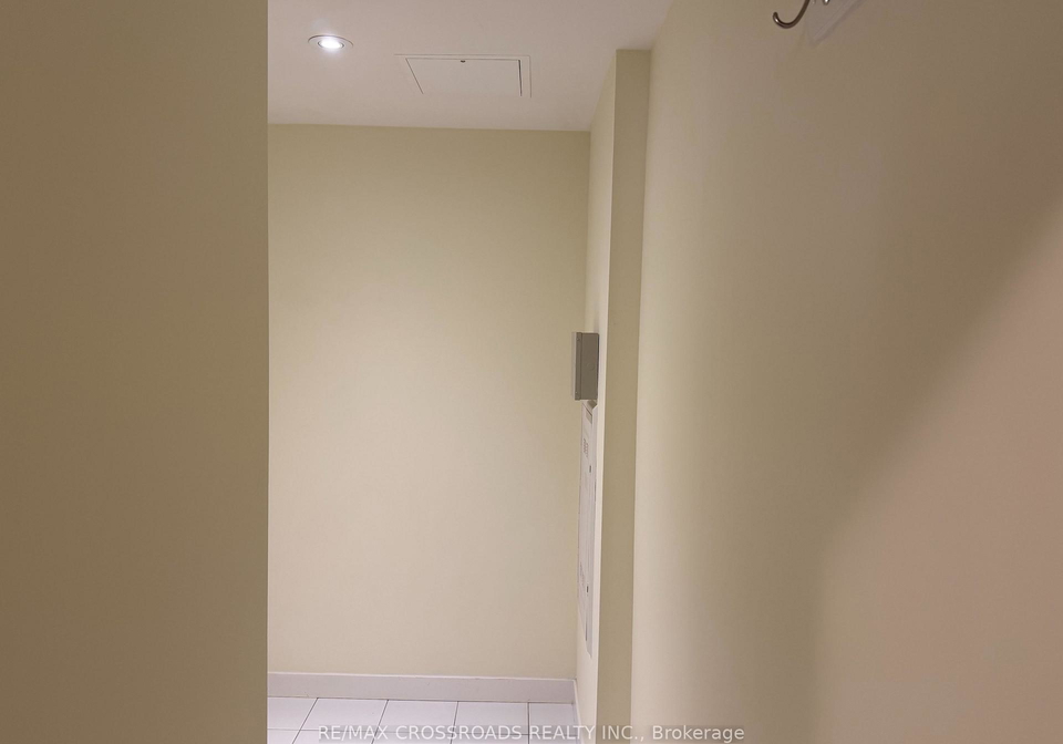 121-mcmahon-drive-north-york-ontario-c13428158