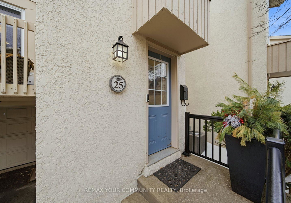 25-cheryl-shepway-crescent-north-york-ontario-c13428314