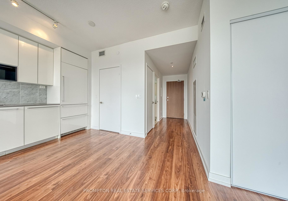 117-mcmahon-drive-north-york-ontario-c13428330