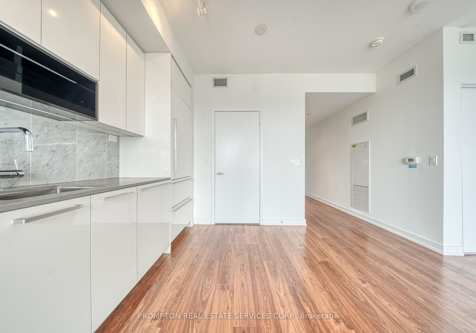 117-mcmahon-drive-north-york-ontario-c13428330