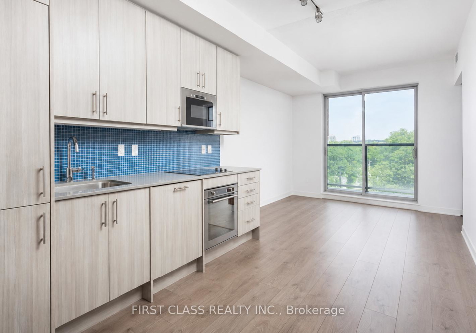 297-college-street-toronto-ontario-c13428344