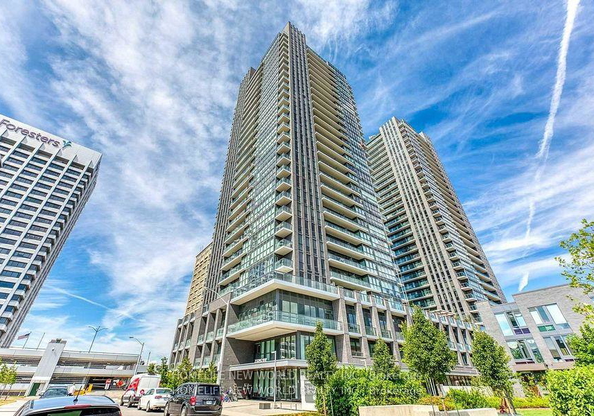2-sonic-way-east-york-ontario-c13428368