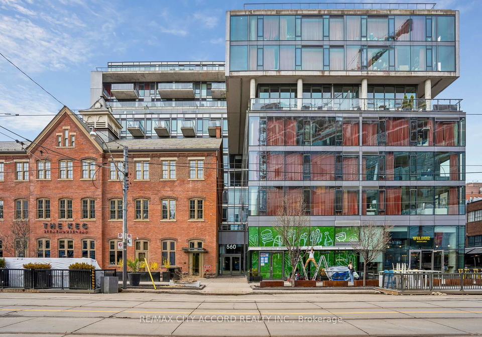 560-w-king-street-w-toronto-ontario-c13428446