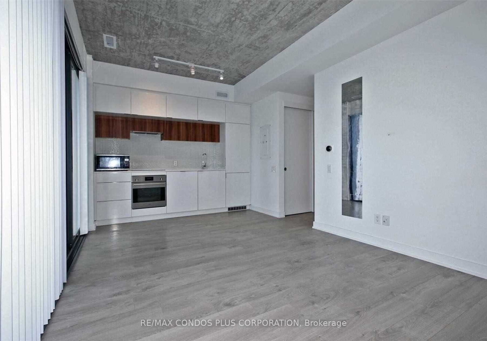 185-roehampton-avenue-toronto-ontario-c13428460