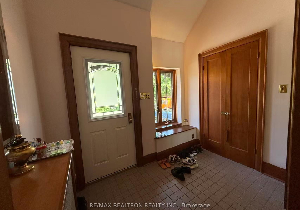 39-austin-terrace-toronto-ontario-c13428540