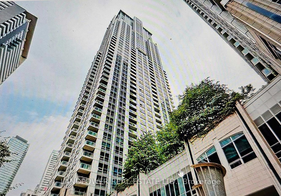 763-bay-street-toronto-ontario-c13428622
