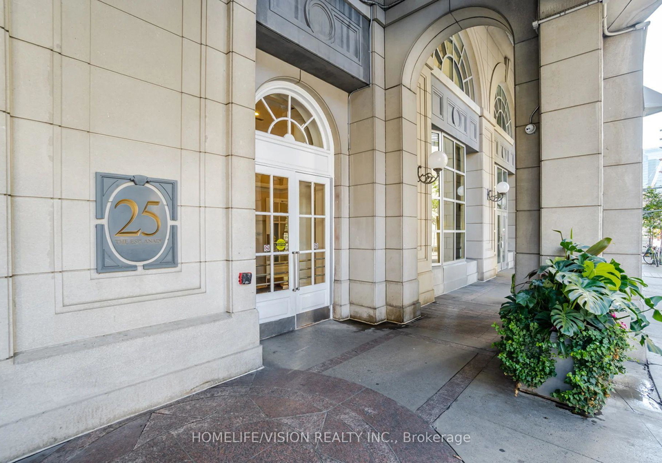 25-the-esplanade-toronto-ontario-c13428680