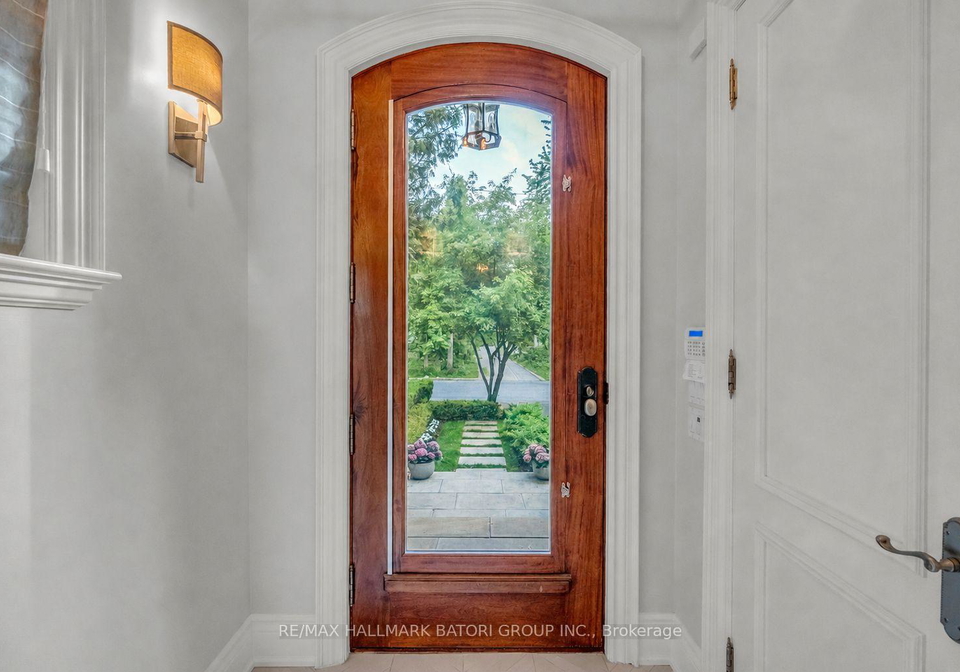 68-otter-crescent-toronto-ontario-c13428702