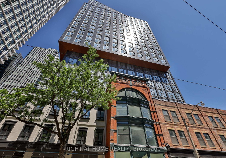 100-queen-street-e-toronto-ontario-c13428800