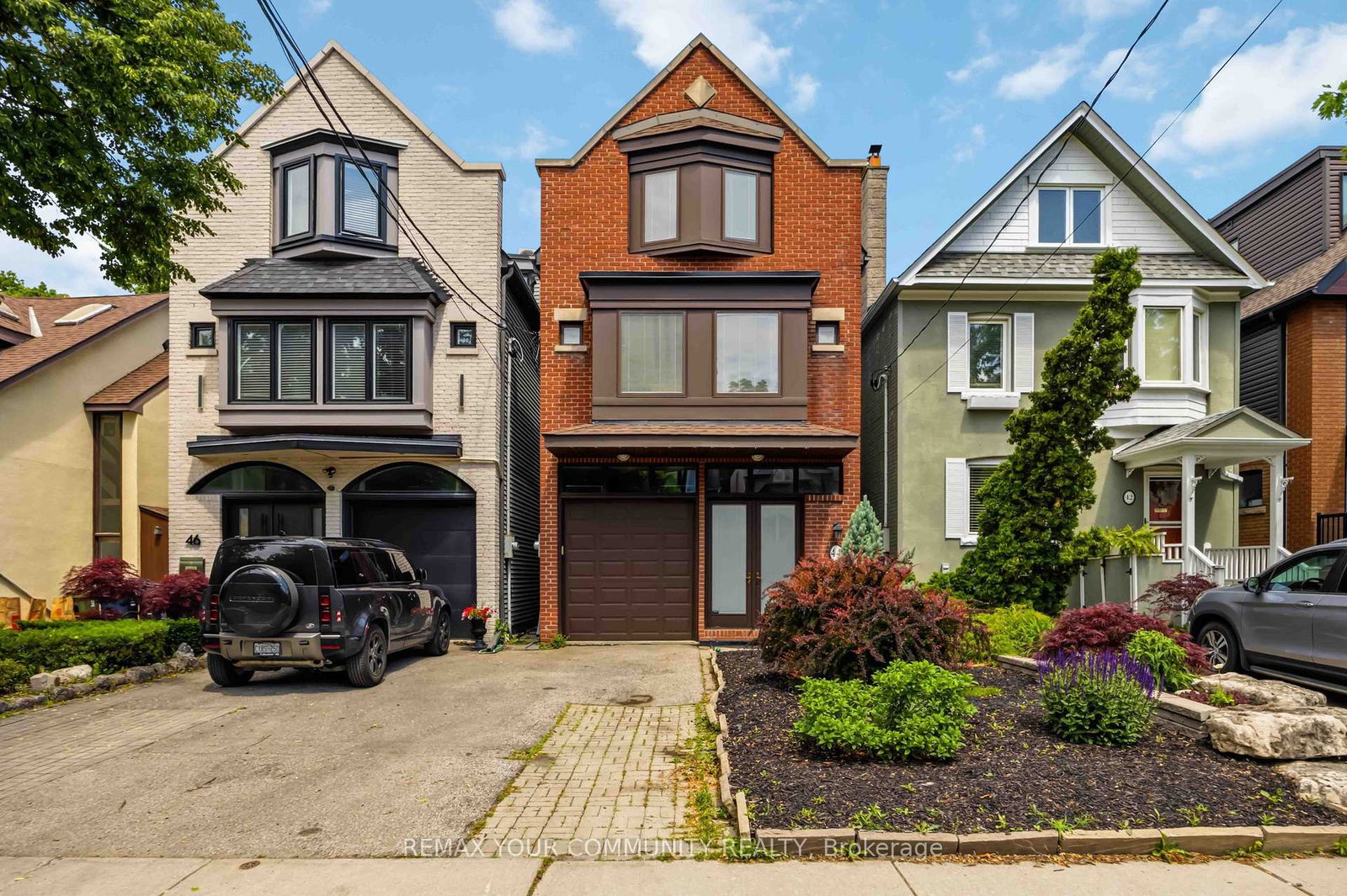44-castlefield-avenue-toronto-ontario-c13428924