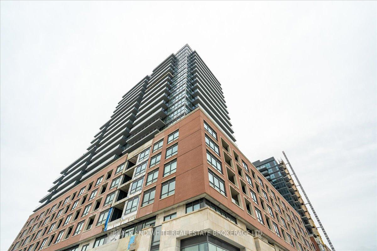 33-frederick-todd-way-east-york-ontario-c13429028