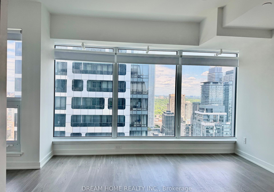 8-wellesley-street-w-toronto-ontario-c13429052